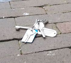 Zoekgeraakte sleutelbos van een Duivense bewoner